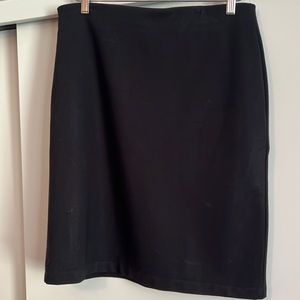 Very comfy black skirt